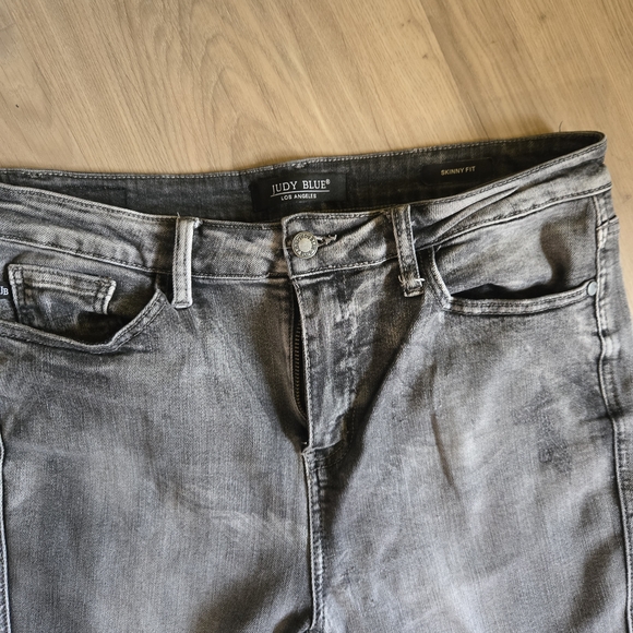 Judy Blue Women's Charcoal Skinny Jeans - Picture 3 of 5